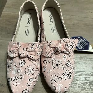 Women Slip On Shoe